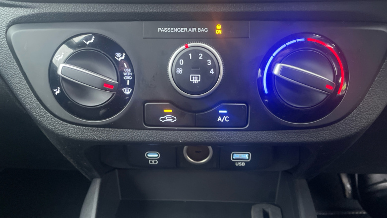 Hyundai i10 1.0 [63] Advance 5dr Auto [Nav] Petrol Hatchback